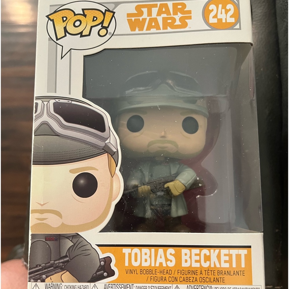 Funko Pop! Star Wars Solo Tobias Beckett #242 Vinyl Bobble-Head NEW

Some shelf